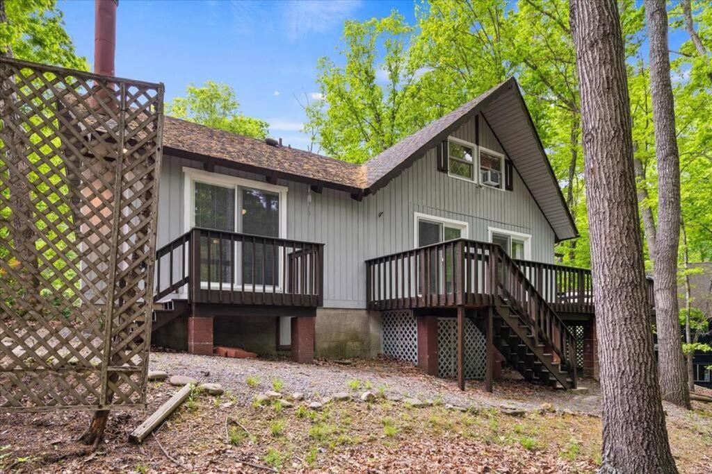 The Gingerbread House: 4 Bedroom Chalet, W/ Sunroom/Deck, Sleeps 12, Modern Amenities McGaheysville Extérieur photo